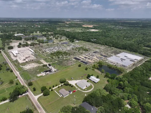 Mansfield Commercial Property