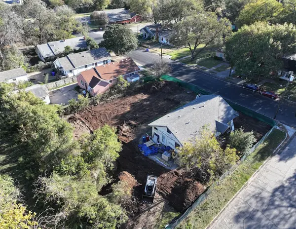 Construction of Duplex in Waco